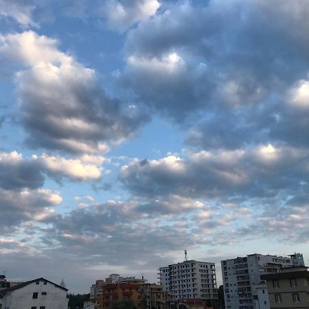 Guest House Il Palazzo Durres Luaran gambar