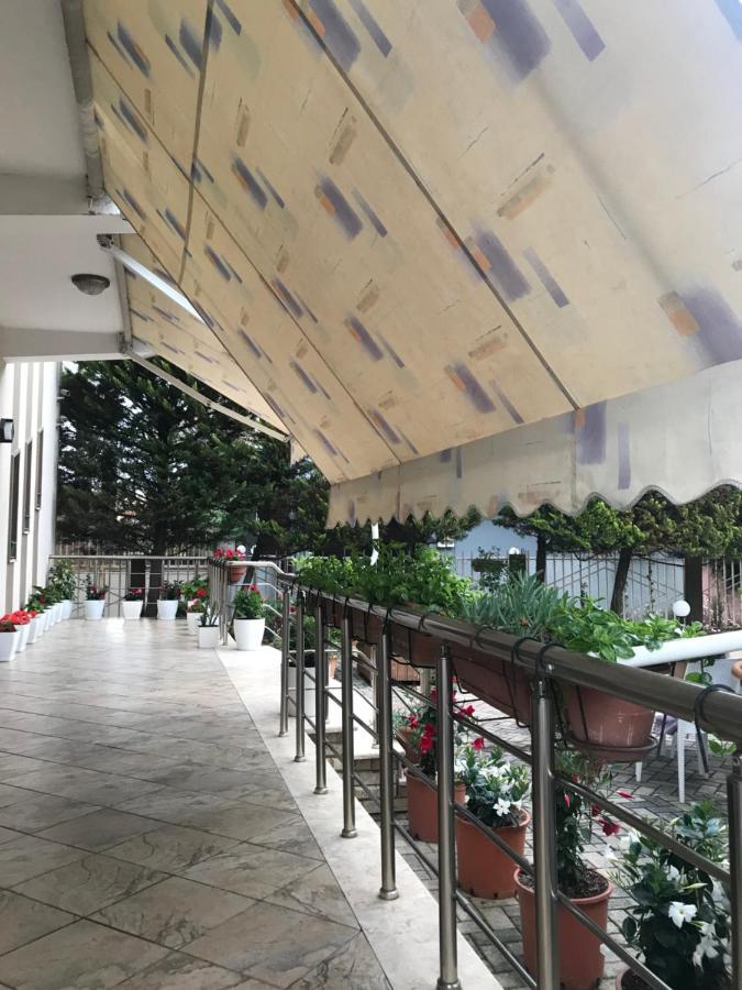 Guest House Il Palazzo Durres Luaran gambar
