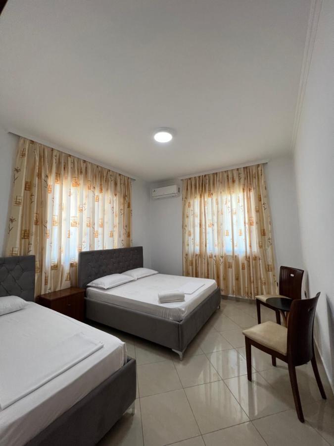 Guest House Il Palazzo Durres Luaran gambar