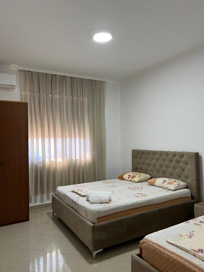 Guest House Il Palazzo Durres Luaran gambar