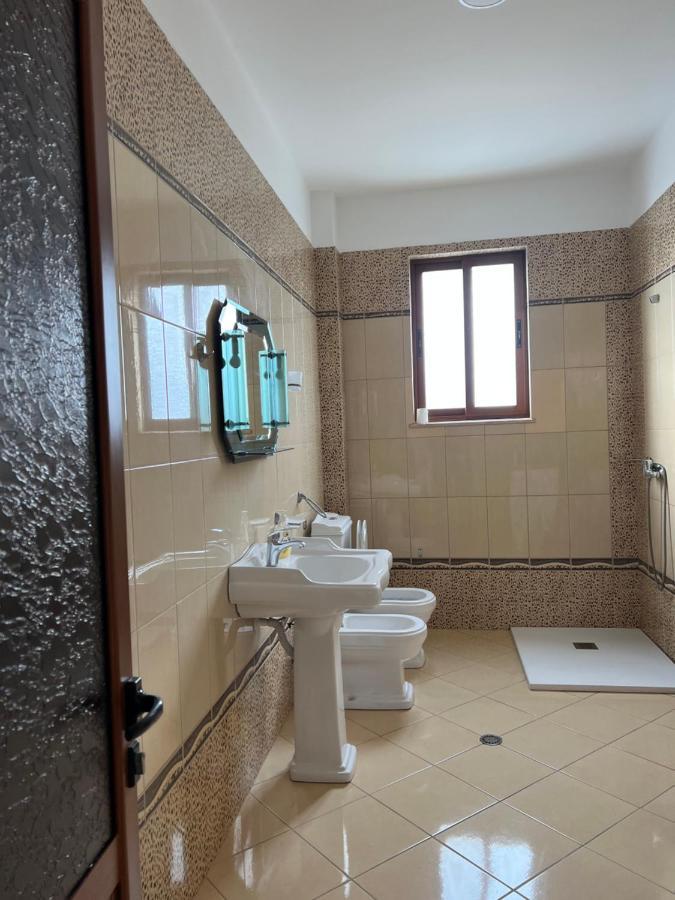 Guest House Il Palazzo Durres Luaran gambar
