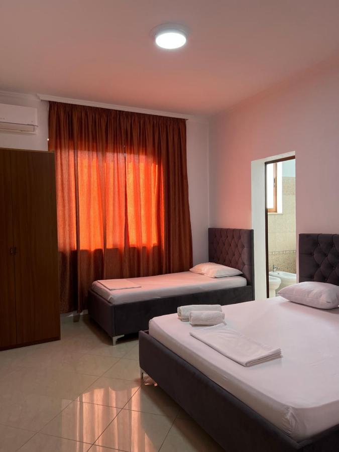 Guest House Il Palazzo Durres Luaran gambar