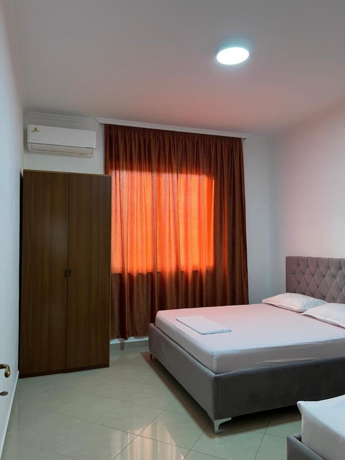 Guest House Il Palazzo Durres Luaran gambar